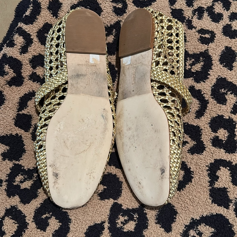 Verona Macrame Ballet Flat In Gold Metallic Leather
Larroudé - Picture 2 of 2